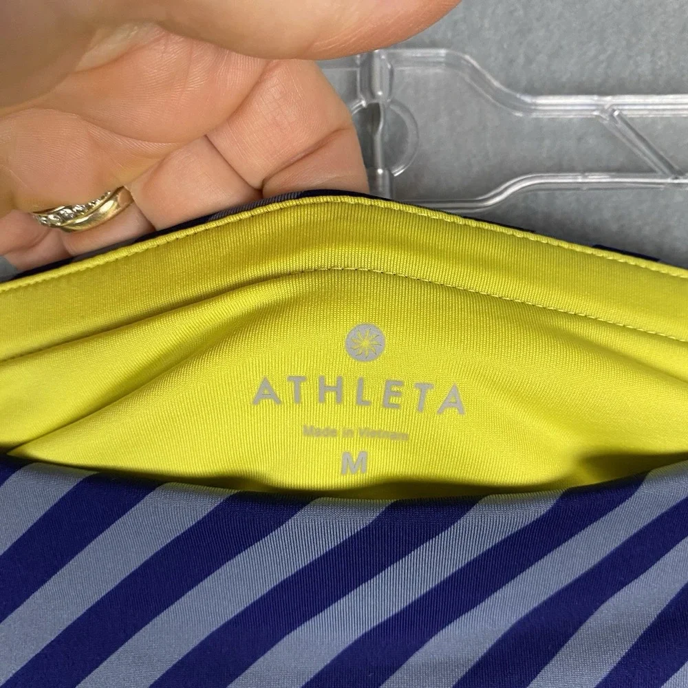 Athleta Fly By Stripe Skort Built-in Shorts Back Pocket Active Skirt Womens M - Picture 4 of 5